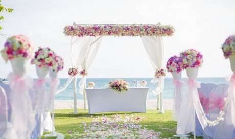 Création d'une arche de fleurs fraîches pour un mariage - Le Touvet - Vertige Floral